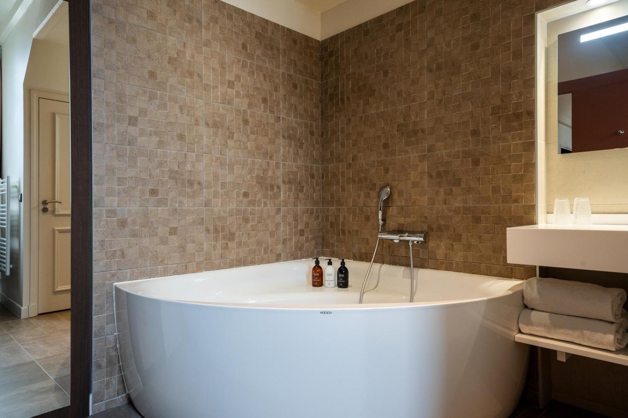 L'Invitation Au Voyage - Hotel & Spa Honfleur Zewnętrze zdjęcie